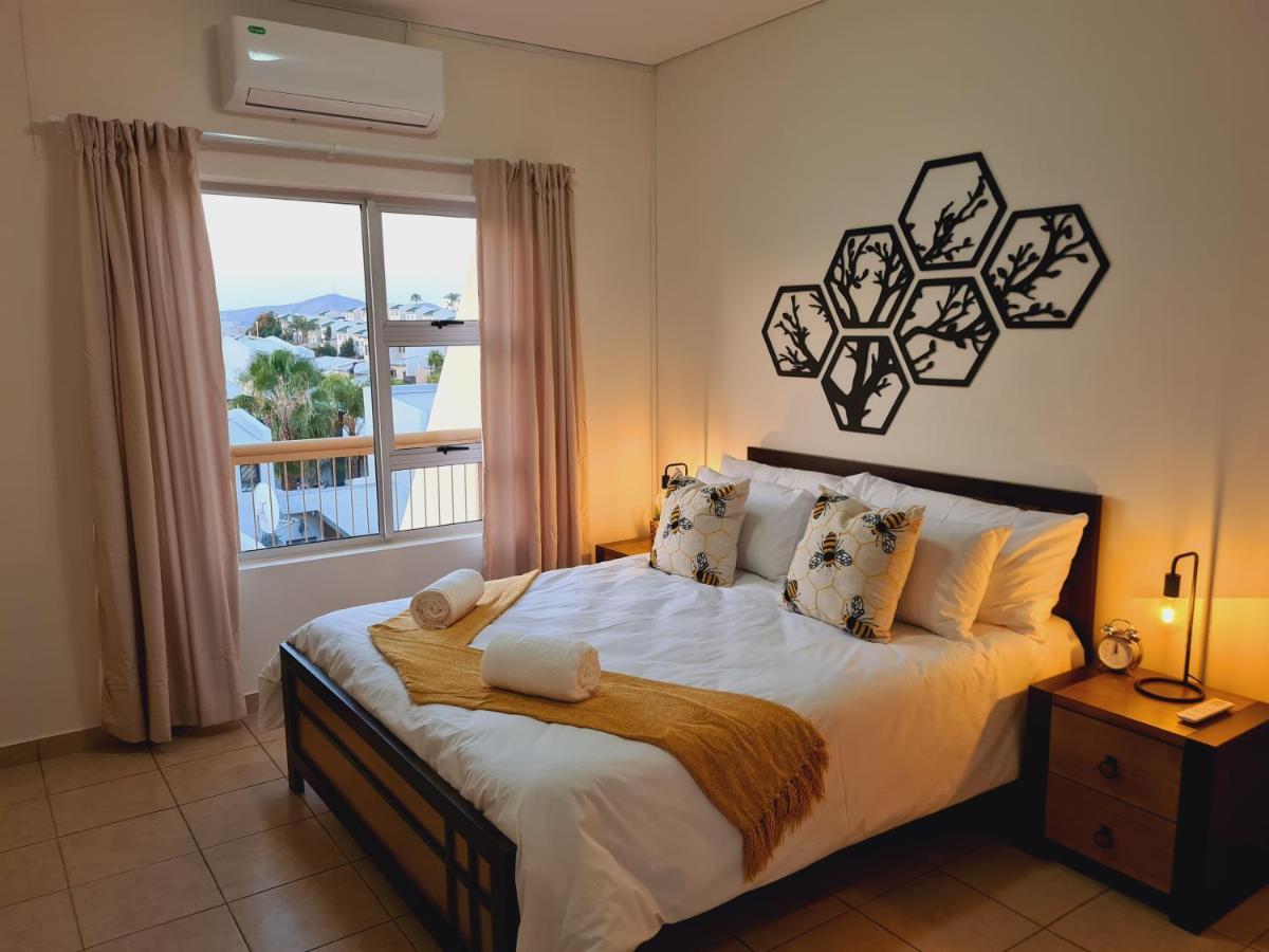 Weavers Nest 34 Windhoek Bagian luar foto